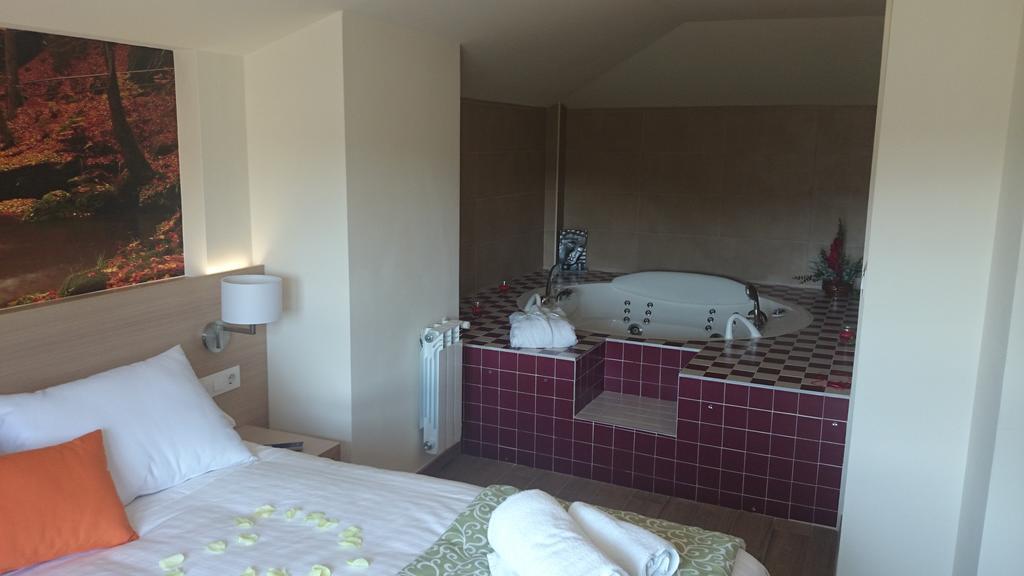 Hostal Rural San Andres Torres del Rio Bilik gambar