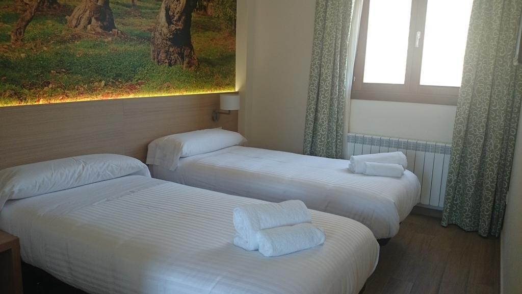 Hostal Rural San Andres Torres del Rio Bilik gambar